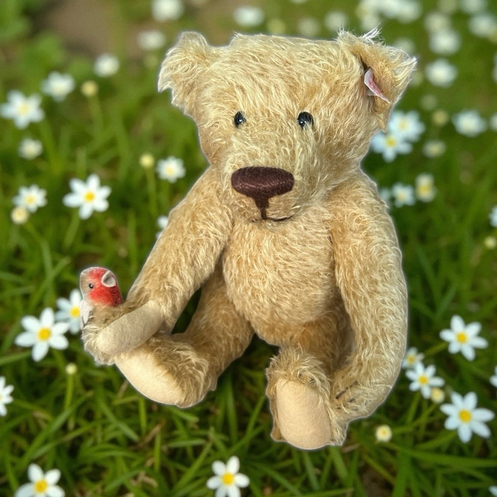 Steiff Romance Bear with Robbin EAN 037535